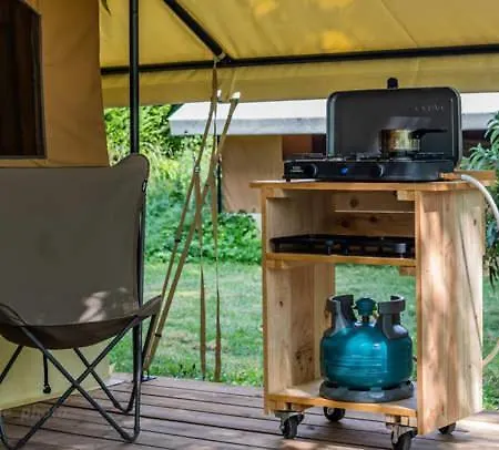 Campeggio Onlycamp Les Vailhés *