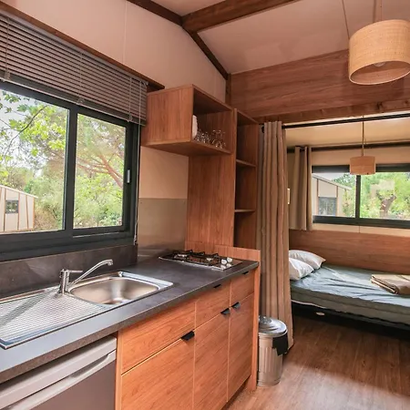 Onlycamp Les Vailhés Campeggio